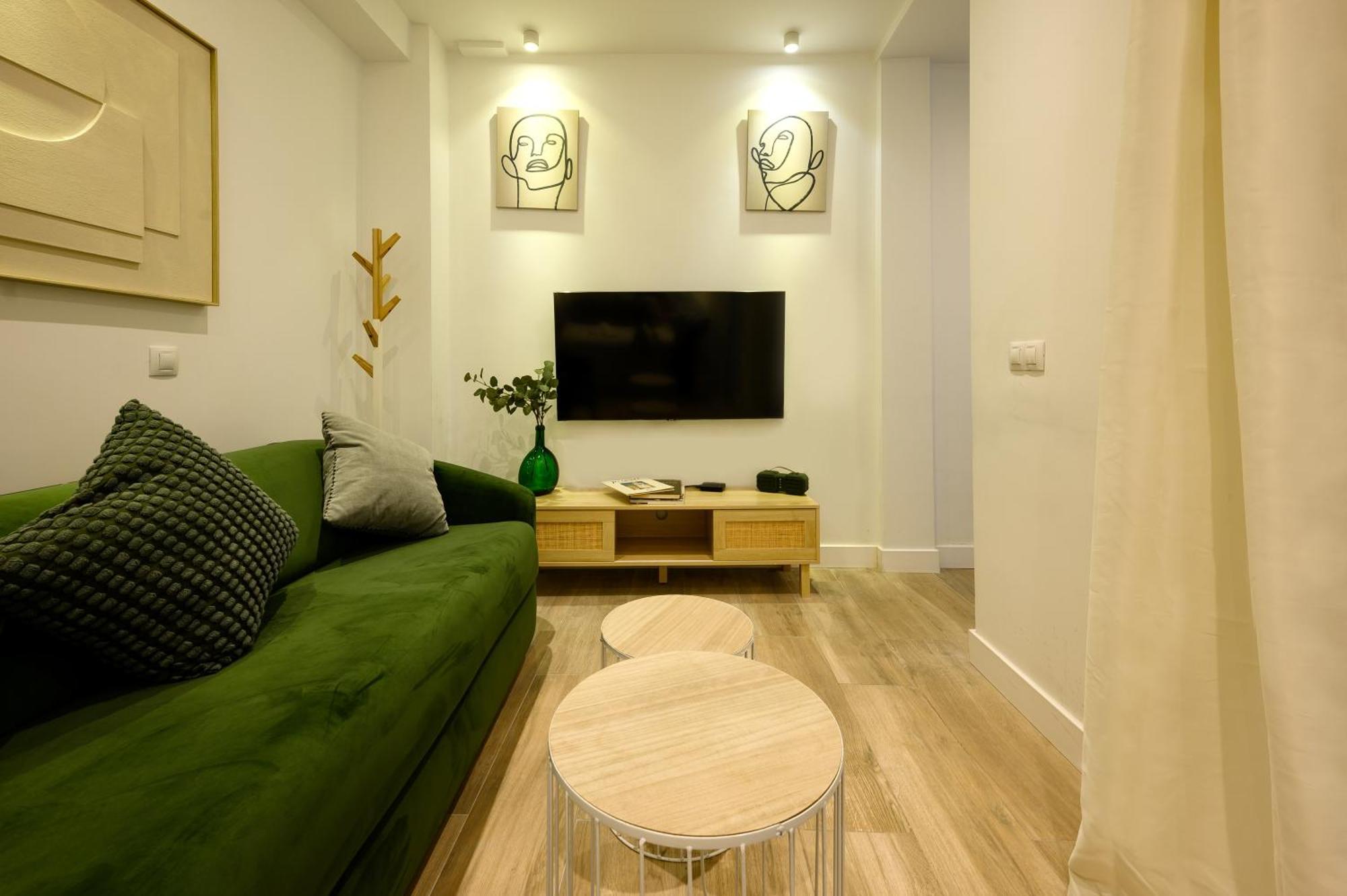 Estudio Malaga Center Living מראה חיצוני תמונה