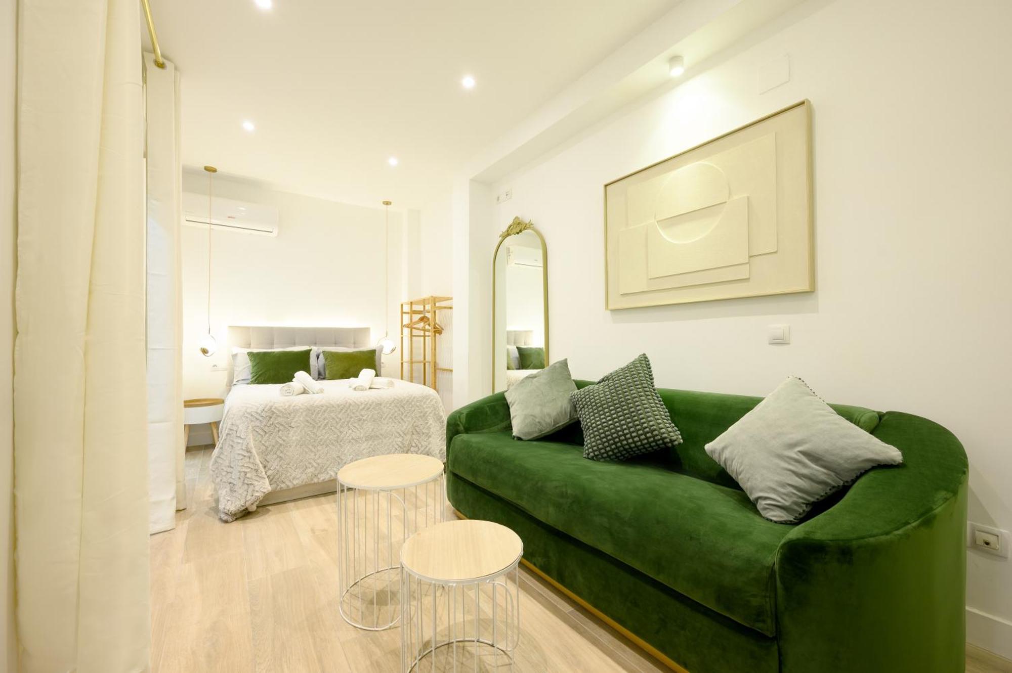 Estudio Malaga Center Living מראה חיצוני תמונה